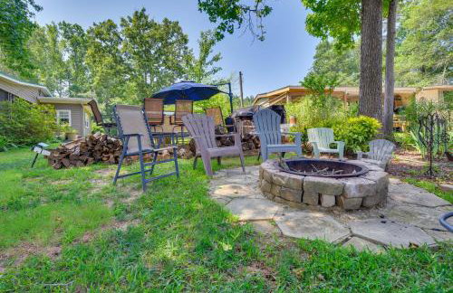 Lake Sinclair Crooked Creek Cottage with Fire Pit! - Foto 22