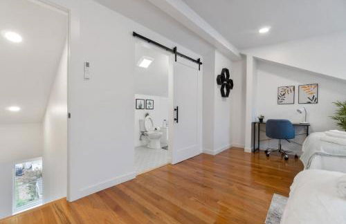 Pet Friendly 3 Bdrm House with Private Yard - Foto 21