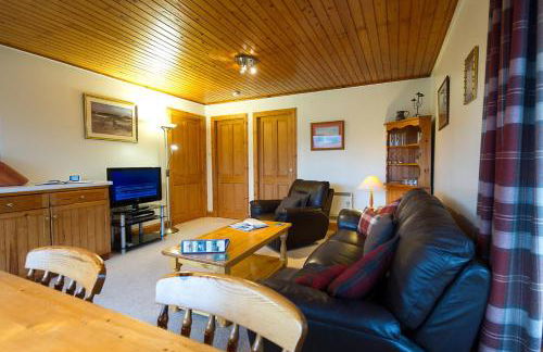 Eagle Lodge with stunning loch and mountain view - Foto 17