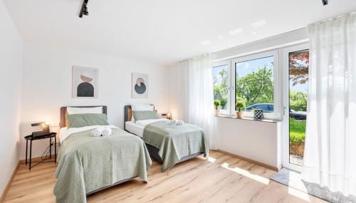 Neu mit Terrasse! 2BR 4Beds- schönste Aussicht - frisch saniert- barrierefreie! -Mozart ZWEI - Bietigheim - Foto 3, Garden view