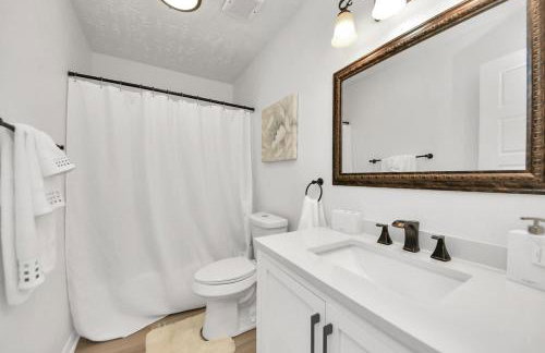 Spacious 3BR Retreat Near Katy's Top Attractions - Foto 8