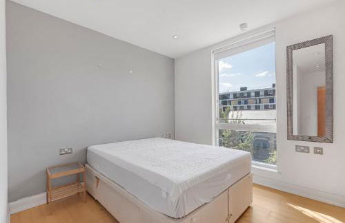 3BD Canalside Flat in De Beauvoir Town - Foto 2