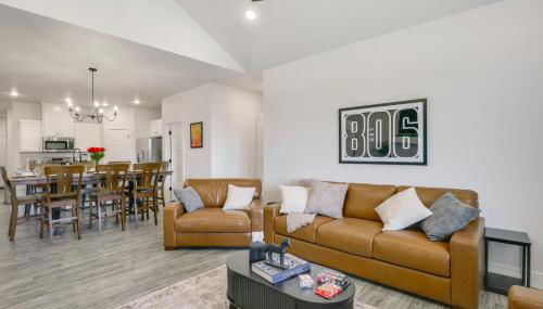 Hot Tub and Game Room Raider Resort in Lubbock - Foto 2