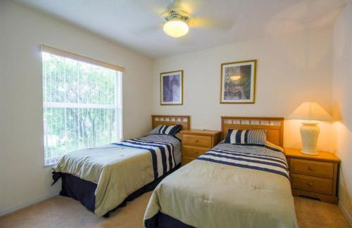 Spacious Modern Pool Home, Family & Golf Trips - 4727 4 Bedroom Home by RedAwning - Foto 28