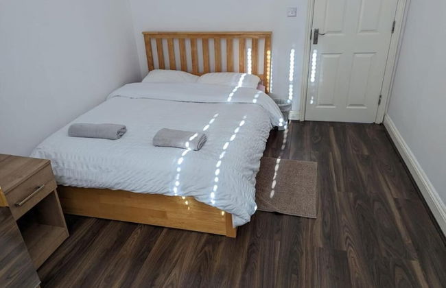 RAHAL BARNET - Foto 1