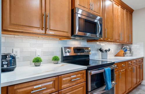 VacationSunwind Delray home! Water Front Pool Dock near Beach - Foto 18