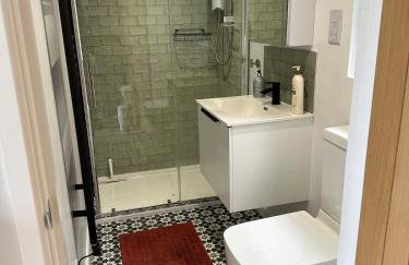 Peaceful Garden Cottage - Foto 14