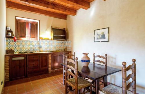 Chic Farmhouse with Sauna, Whirlpool, Patio, Hot Tub, Garden - Foto 8