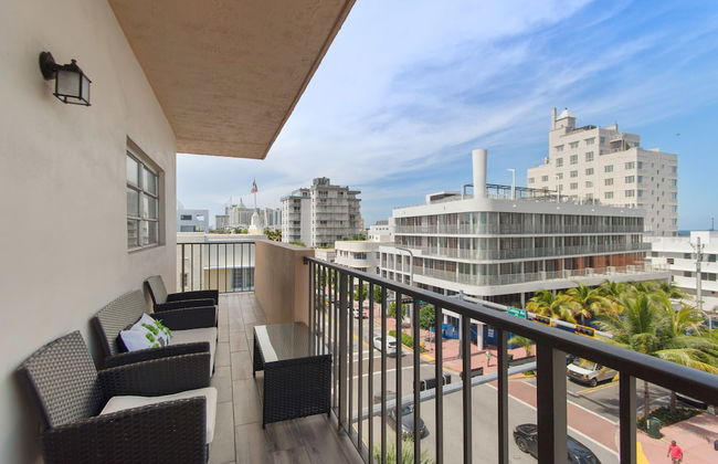 2 Bedroom 2 Bath With Patio On 11th Collins ave - Foto 39