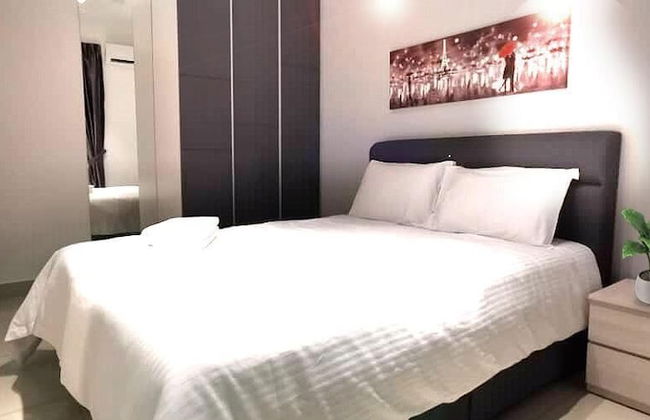 Yolo Desaru - Foto 4