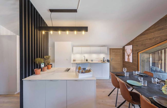 4 Bedroom Duplex With Large Balcony and Parking - Foto 6