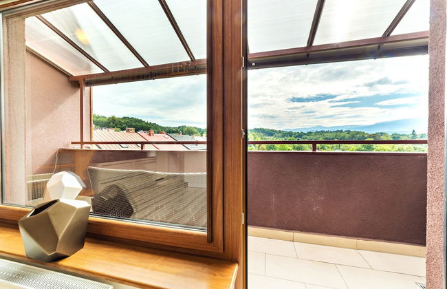 EverySky Malinnik Jelenia Góra - Photo 1