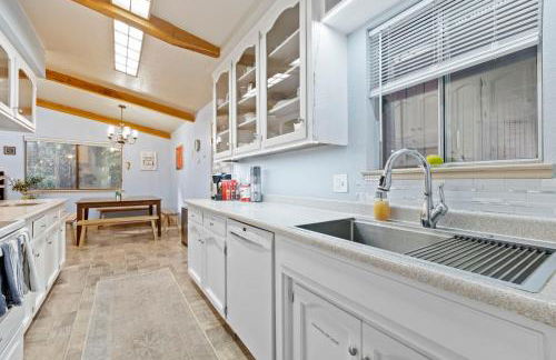 HotTub PingPong Arcade Billiard Pets AC Piano BBQ Art - by SharpCat - Photo 11