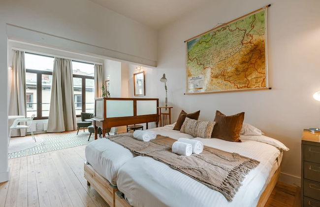 Charming Mansion in Vibrant Antwerp - Photo 52