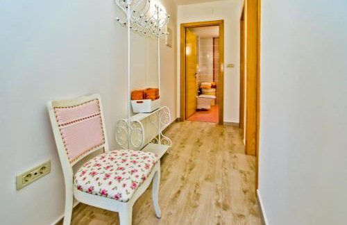 ISLAND HVAR LUXE Holiday Villa Maslina with Beach - Photo 15