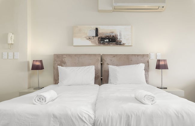 The Manhattan 505 - Photo 5