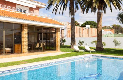 One & Only Sports and Relax Villa by Eden Rentals - Foto 14