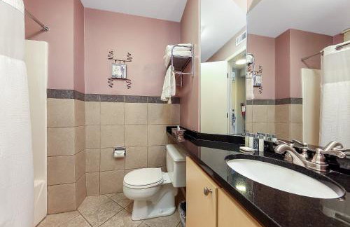 Lake Views at The Shores Great Location - Foto 9