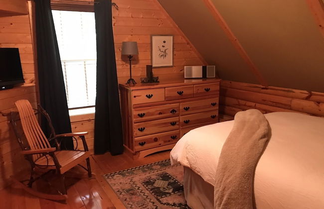 Tree Top Lodge - Gorgeous Lake Cabin With Hot Tub & Magnificent Views Of Forests And Mountains! 3 Bedroom Cabin by Redawning - Foto 5