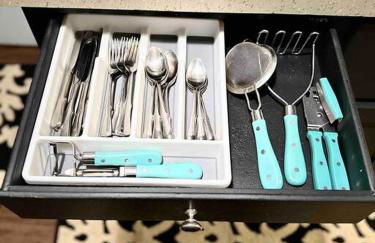 Short Walk to JSU Stadium, Hospitals, and Bars in Fondren - Foto 11