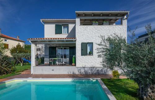 Villa Laura Krnica near Pula for 8 people - pet friendly with children playground - Foto 10