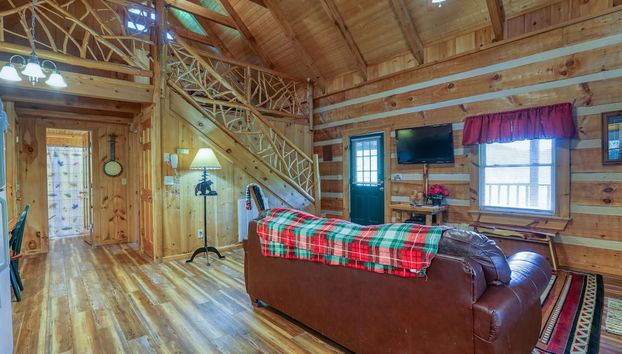Bear Pause - 2 Bedrooms, 2 Baths, Sleeps 6 Cabin by RedAwning - Foto 3, Habitación