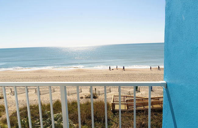 Beach Club at Montego Inn - Photo 26