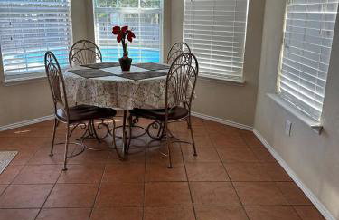 Comfy 3-Bedroom Home in Arlington - Foto 38