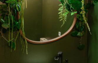 La Suite Chammarzt - Insolite - Escapade à deux -JungleRoom - baignoire balnéo privative - centre historique - Foto 42