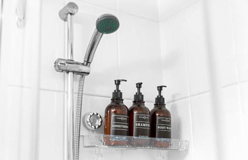 Dote Haven Stylish 2 Bed Apartment - Free Parking and Free High Speed WIFI - Foto 66