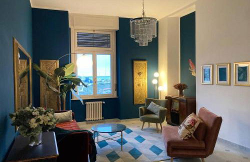 Historic Miramare palace - Foto 8