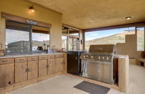 Mtn-View Adobe Home with Large Deck Near Prescott! - Foto 32