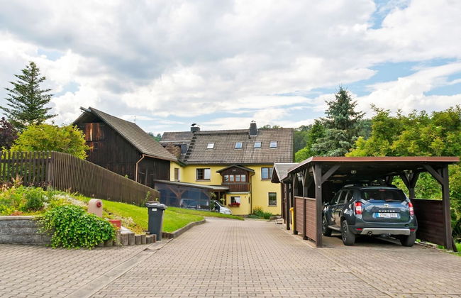 Garden View Apartment in Erzgebirge near Forest - Foto 33