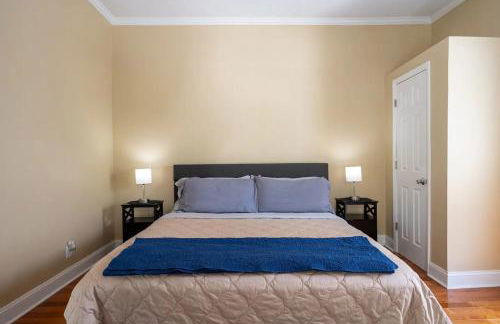 Modern 3-bedroom, big fence yard, Pets stay free - Foto 73