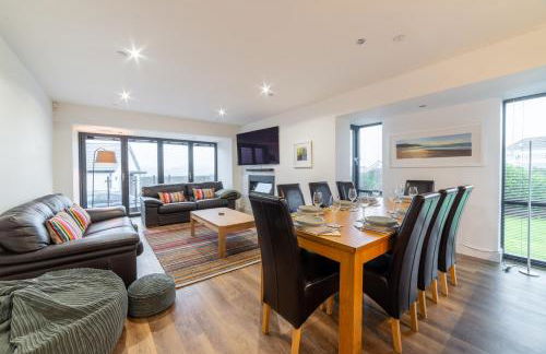 Gardd Y Llys Luxurious Family Retreat with amazing views - Foto 4