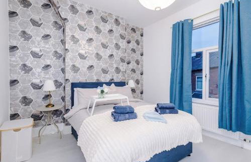 Sleep7, Pool Table, TTennis, Free Parking, 3BR - Foto 8