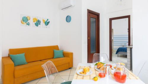 New 2 Bedroom Apt in Sorrento with sea view Terrace - Photo 3