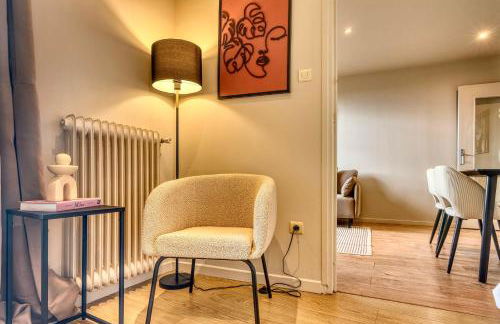 Le Panoramique - Grand T2 métro B Oullins - Foto 17