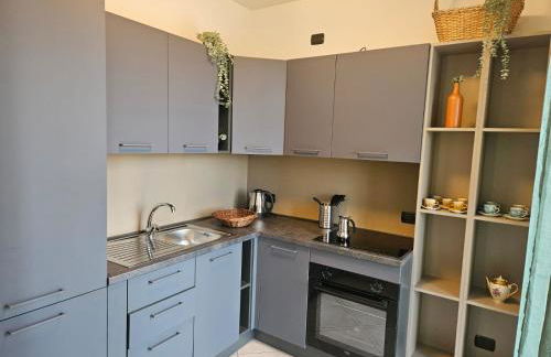 GARDA UN PO' Pool and Lake - Foto 7