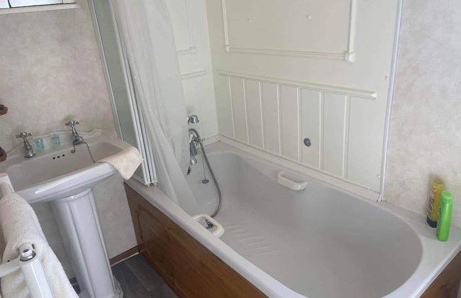 2 Bedroom two Bathroom Sunset Lodge Heachambeach - Photo 12