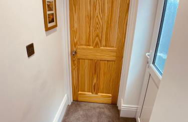 Carlton Guest Suites - Weymouth - Photo 10