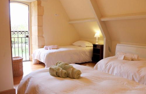 Les Perroutis - Foto 22