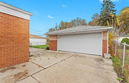 Charming Home Near Target and Parks 2 Bathrooms - Foto 13