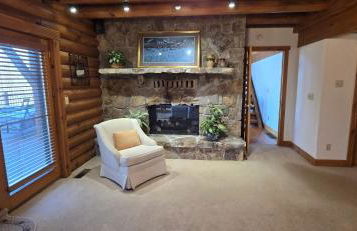 Coopers Run Five Bedroom Log Home with Hot Tub Pool Table and Views - Foto 25