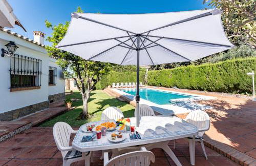 Villa con piscina en Churriana - Photo 34