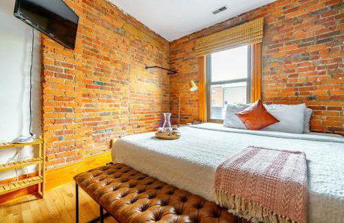 Jungle House Columbus Downtown Free Parking Sleeps 8 - Walk to Convention Center & Nationwide Arena - 1BR Short North Luxury Home - Over 5,800 Five Star Stays - Foto 38