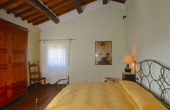 Agriturismo near Cortona with Spacious Garden & Swimming Pool - Foto 2