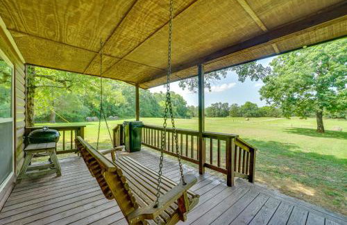 Picturesque Oklahoma Cabin on 80 Acres with Views! - Foto 22