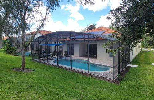 Cheerful 4bed 3bath with pool home near Disney - Foto 17