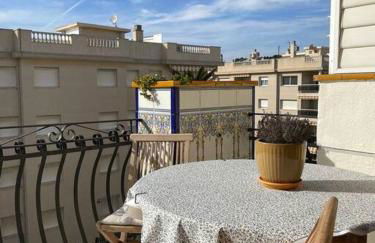 Cal SalMaré seafront apartment with rooftop terrace and pool - Photo 15